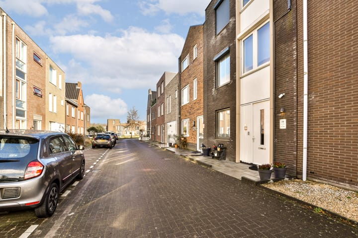 Foto 37 van Mazustraat 28