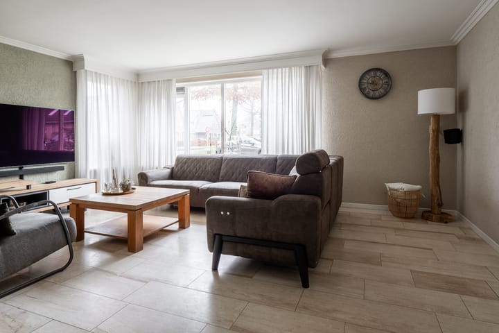 Foto 2 van Karel Schaapstraat 2