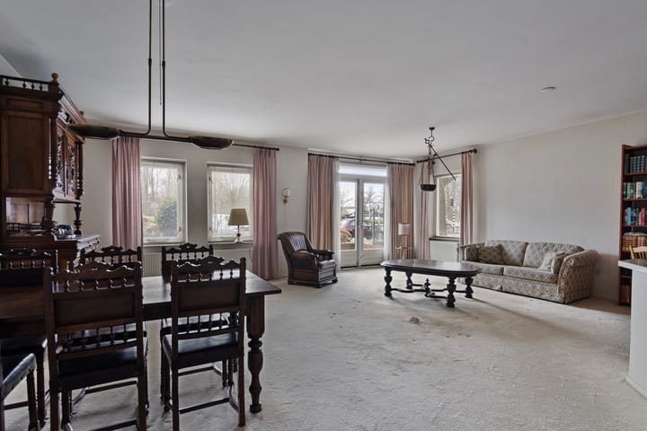 Foto 12 van Burgemeester van der Klokkenlaan 25