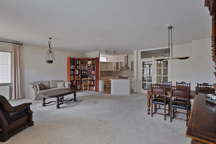 Foto 14 van Burgemeester van der Klokkenlaan 25