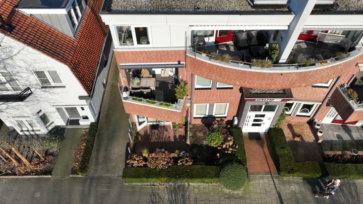 Foto 26 van Burgemeester van der Klokkenlaan 25