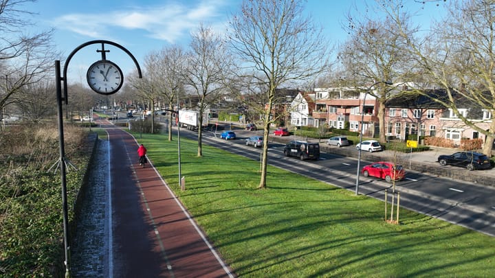 Foto 40 van Burgemeester van der Klokkenlaan 25