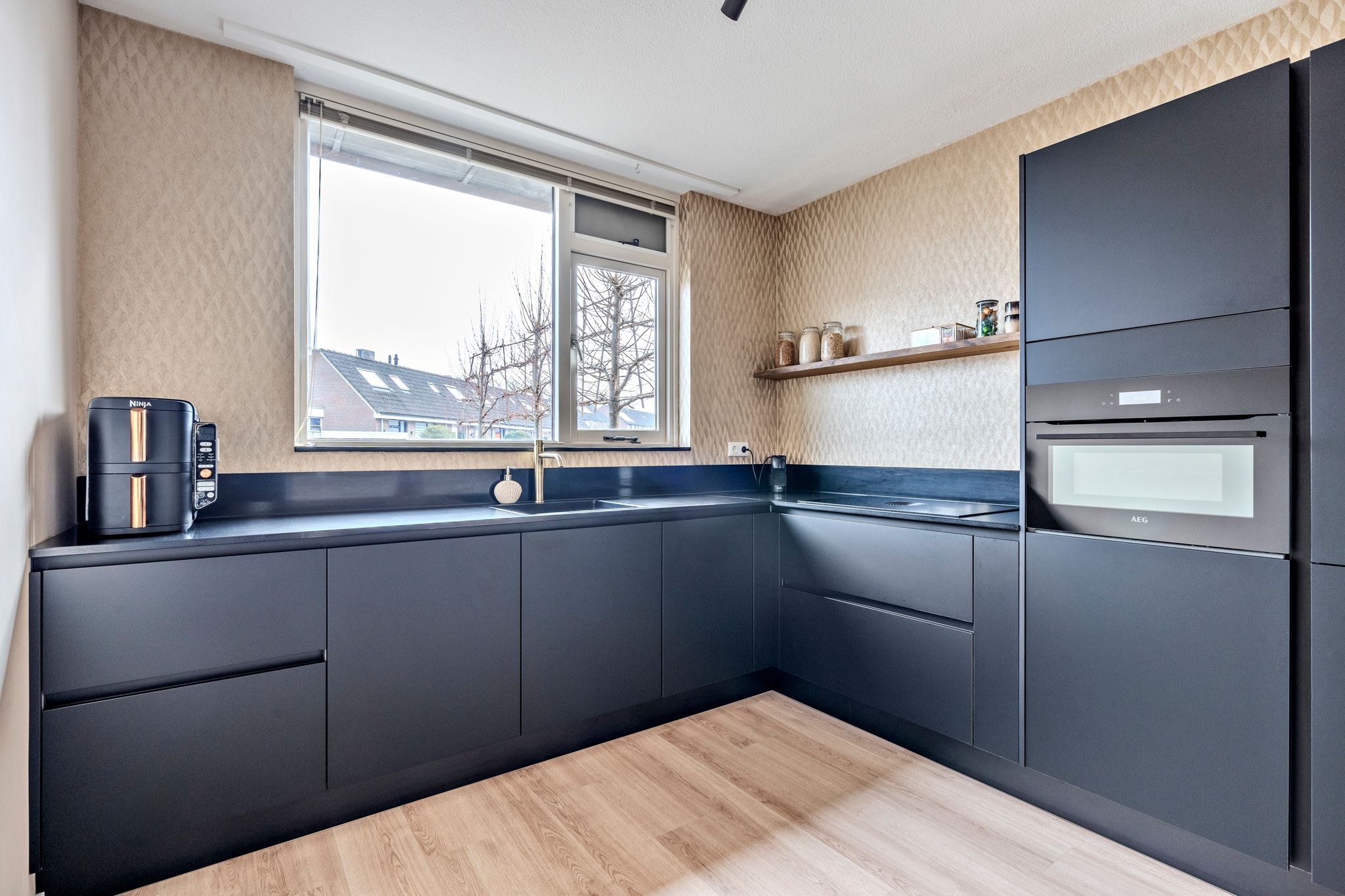 Photo 3 of Iemstukken 33