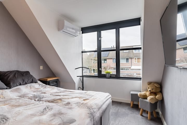 Foto 25 van Mincerstraat 17