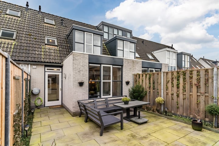 Foto 42 van Mincerstraat 17