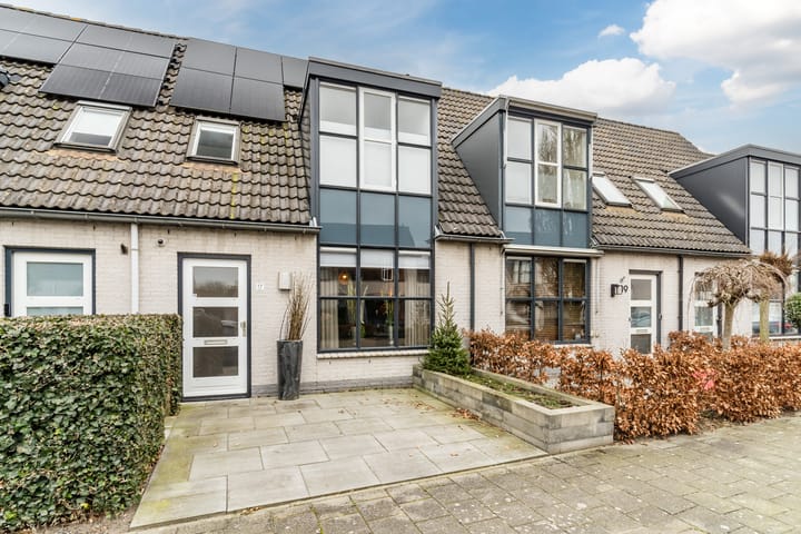 Foto 47 van Mincerstraat 17