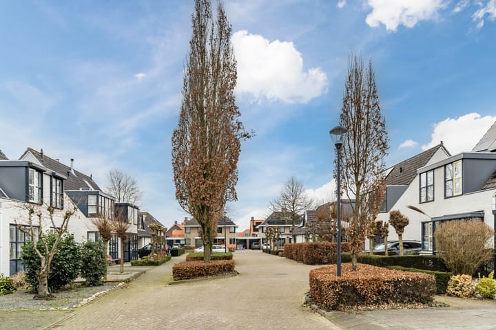 Foto 51 van Mincerstraat 17