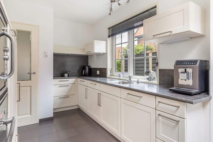 Foto 15 van Dorresteinweg 11