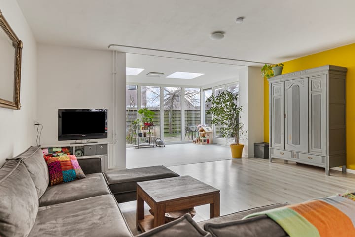 Foto 8 van IJzerwerker 17