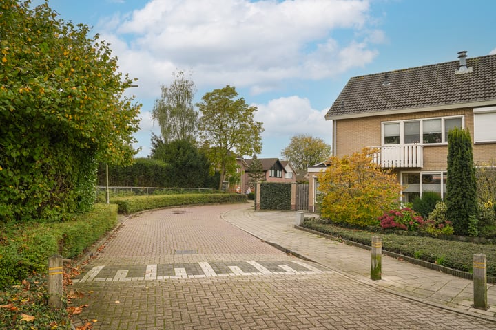 Foto 5 van Azaleastraat 22