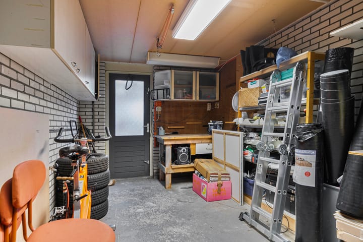 Foto 32 van IJzerwerker 17