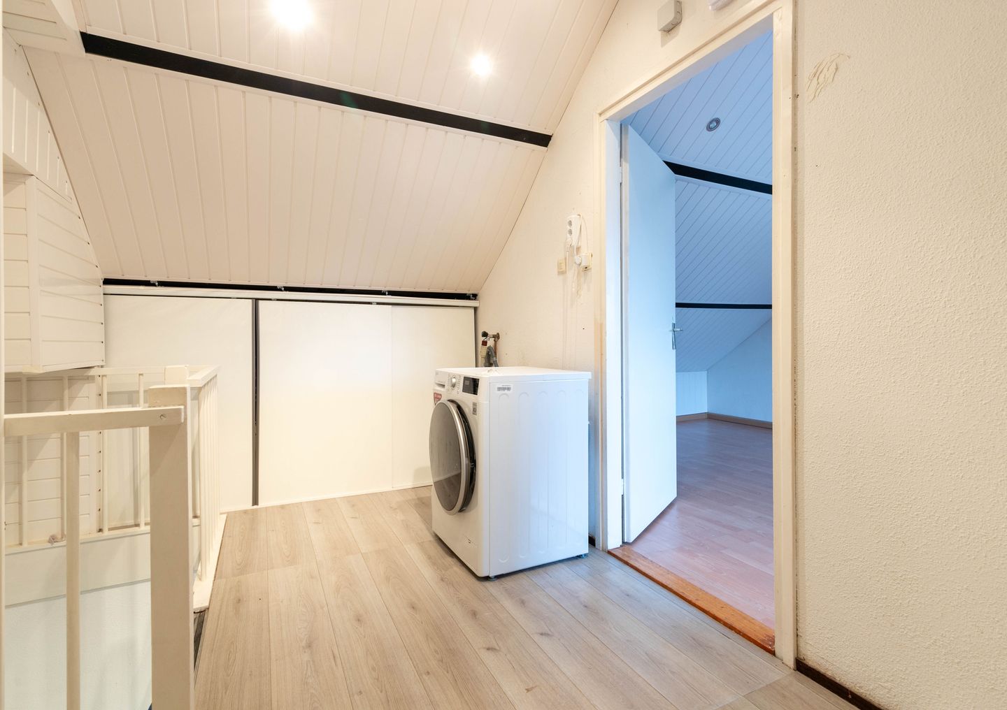 Photo 29 of Graan voor Visch 15906