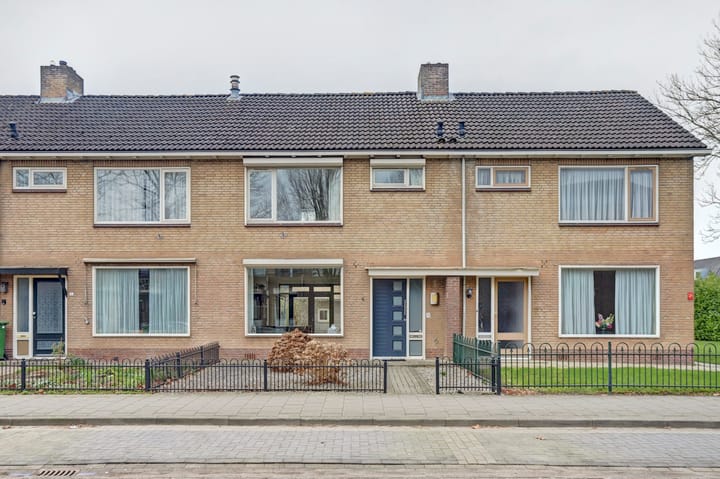 Foto 32 van Wilhelminaplantsoen 4