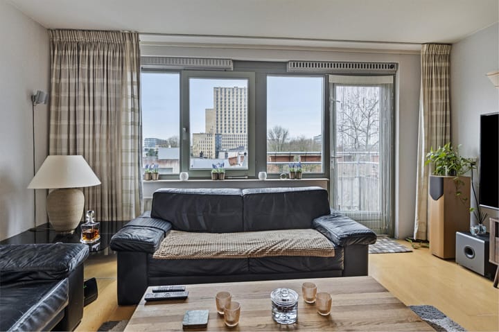 Foto 15 van Johan Jongkindstraat 192