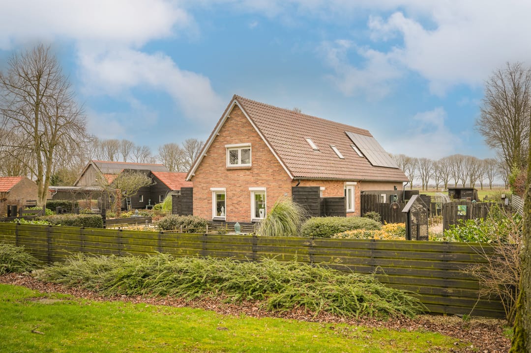 Photo 1 of Sluisweg 14