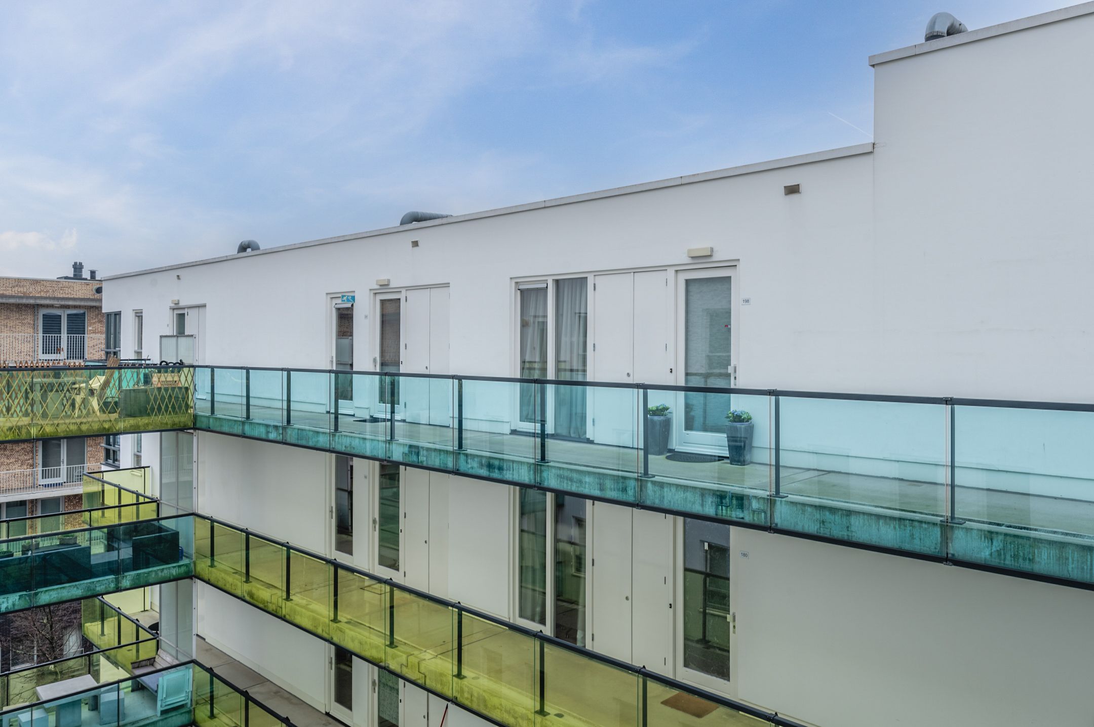 Foto 9 van Derkinderenstraat 198