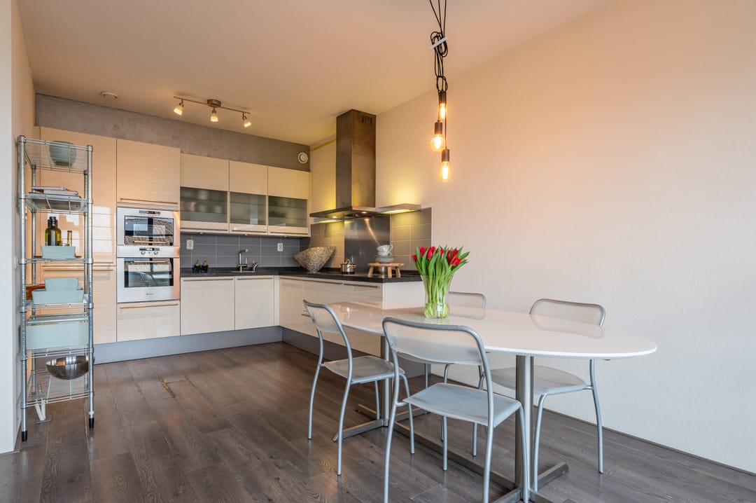 Foto 16 van Derkinderenstraat 198