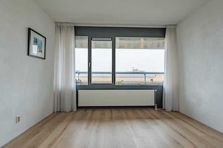 Foto 25 van Derkinderenstraat 198