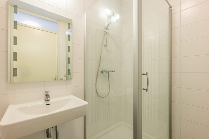 Foto 28 van Derkinderenstraat 198