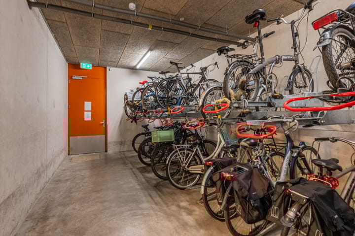 Foto 31 van Derkinderenstraat 198