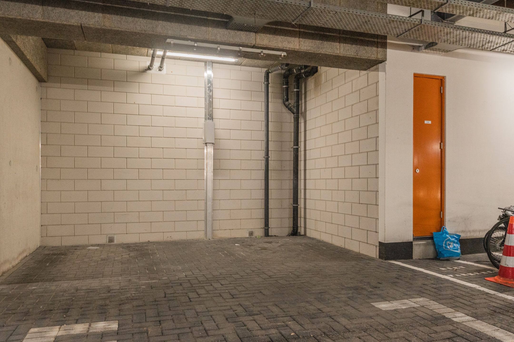 Foto 33 van Derkinderenstraat 198