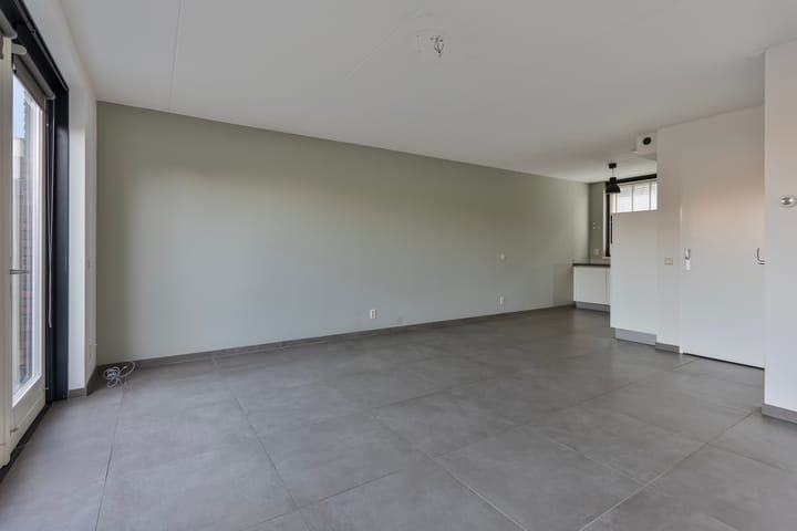 Foto 5 van Raadhuisplein 66