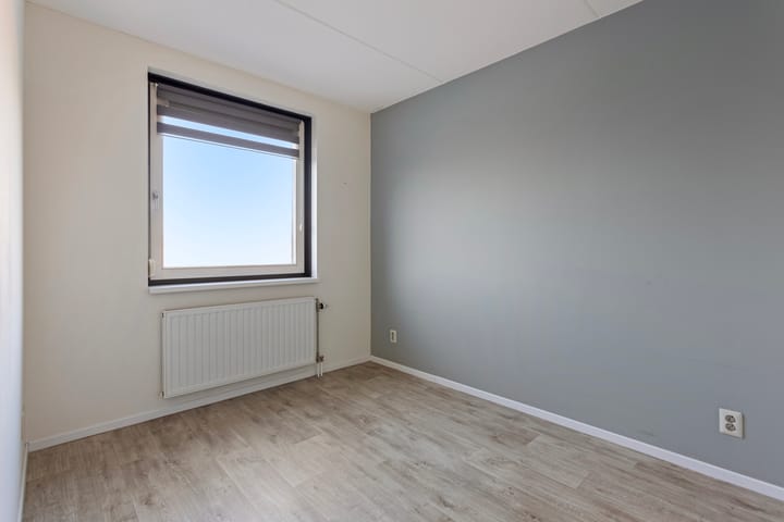 Foto 9 van Raadhuisplein 66