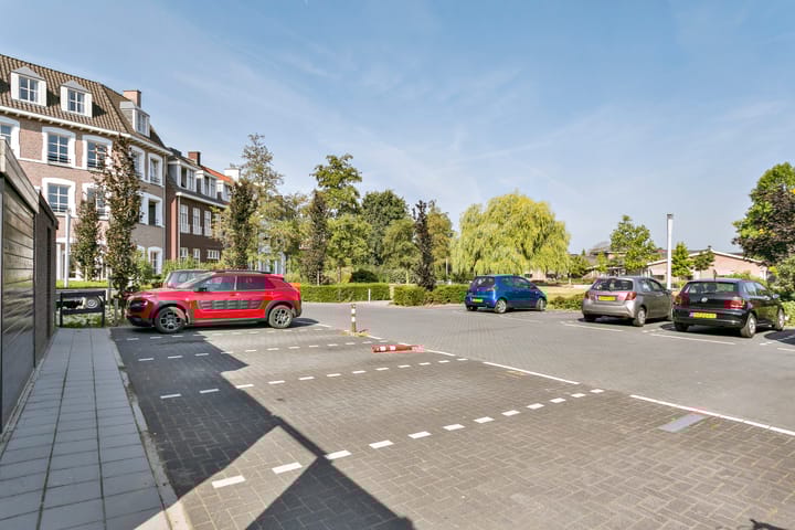 Foto 29 van Raadhuisplein 66