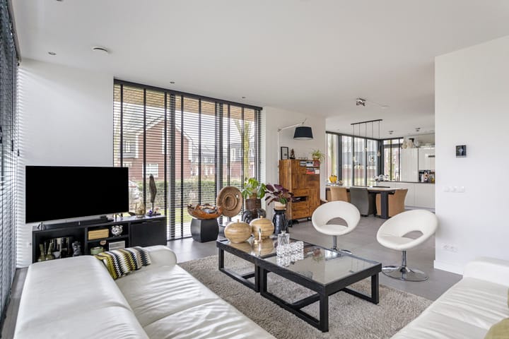 Foto 9 van Macharenseweg 27