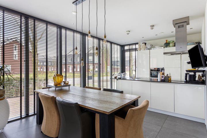 Foto 12 van Macharenseweg 27