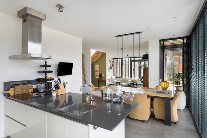 Foto 16 van Macharenseweg 27