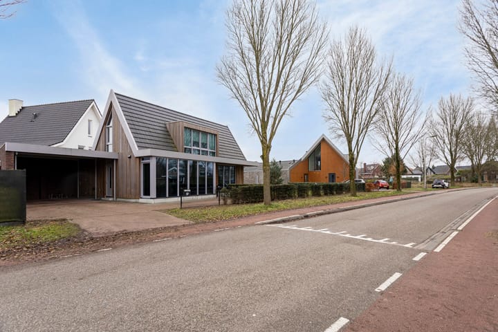 Foto 35 van Macharenseweg 27