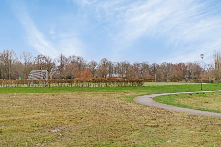 Foto 38 van Macharenseweg 27