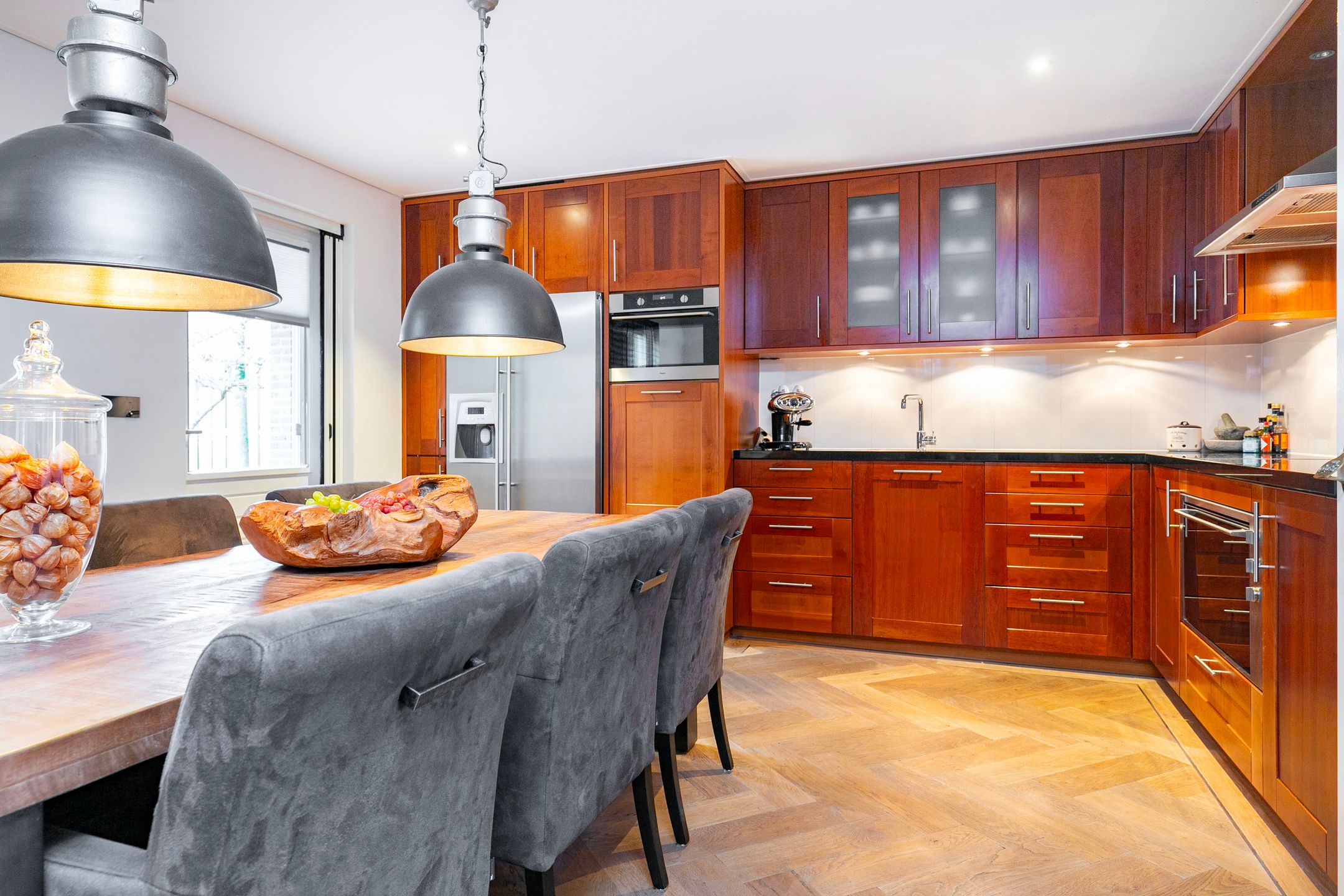 Foto 15 van Bijenkorf 53