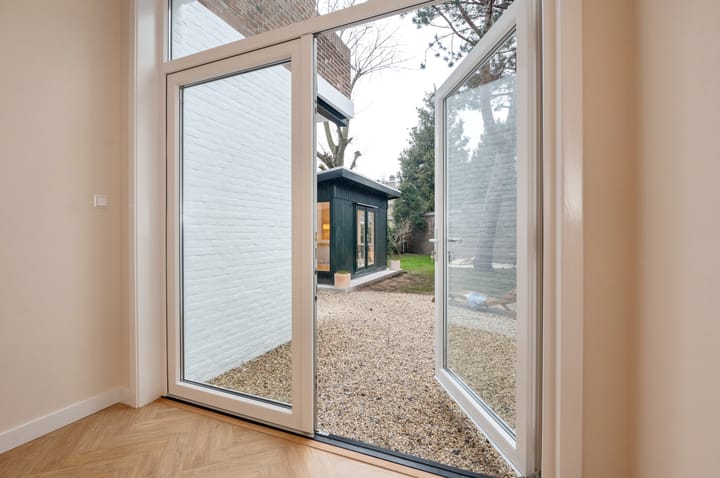 Foto 19 van Lunterenstraat 237