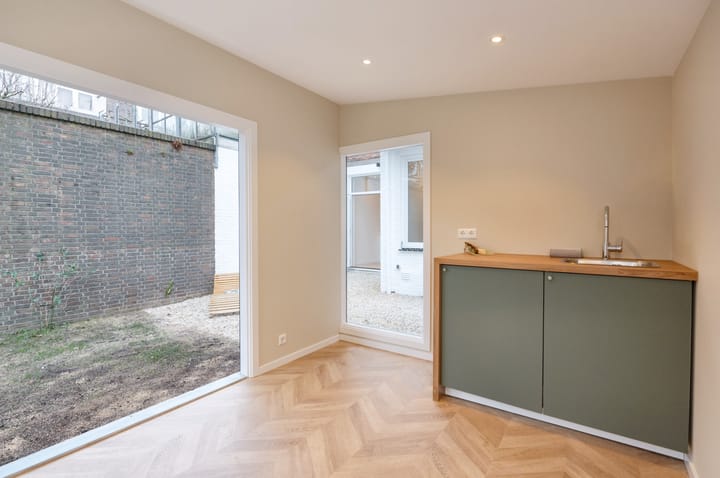 Foto 25 van Lunterenstraat 237