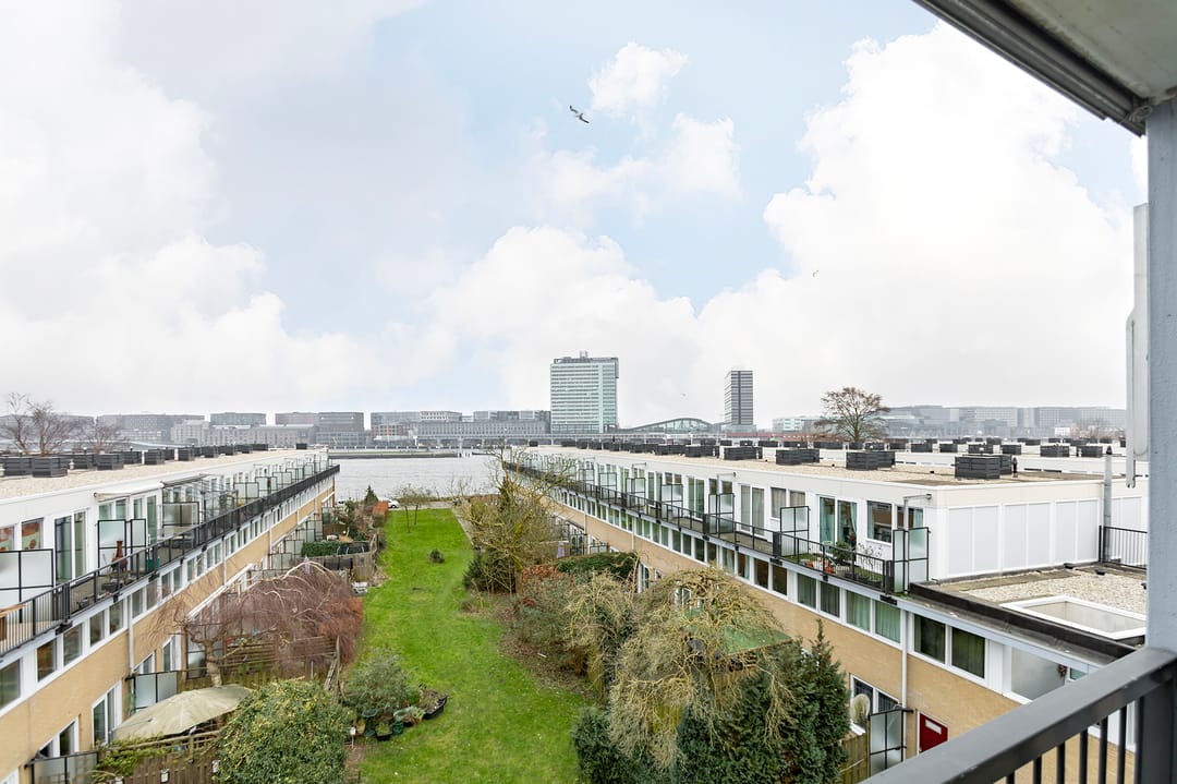 Photo 2 of Bankwerkerij 67