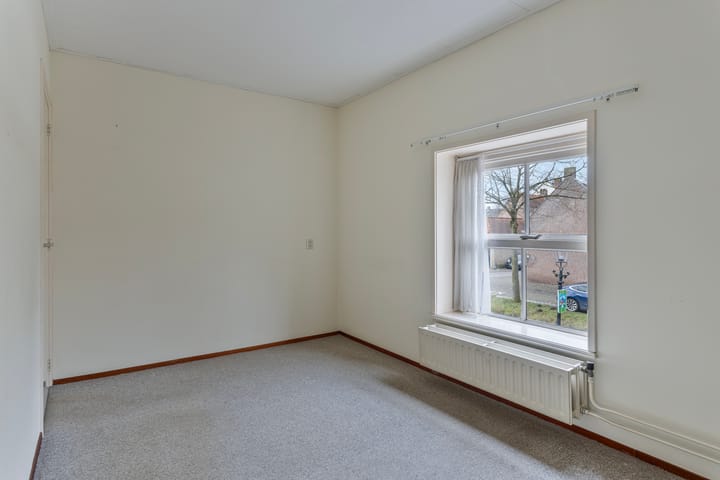 Photo 21 of Demer 11