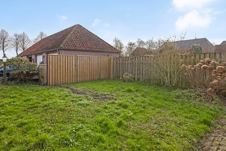 Photo 26 of Demer 11