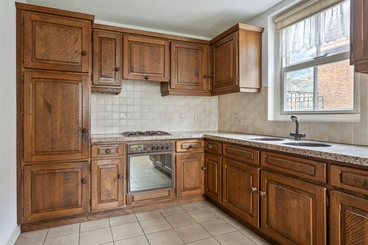 Photo 10 of Demer 11