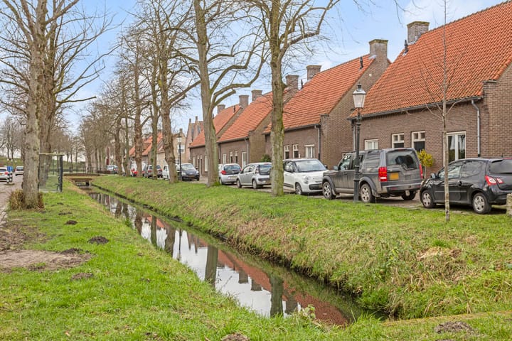 Photo 31 of Demer 11