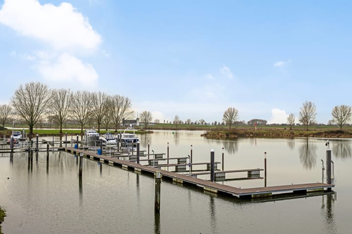 Photo 38 of Demer 11