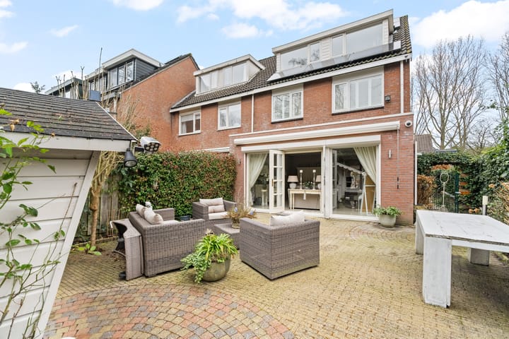 Foto 2 van Elsbes 30