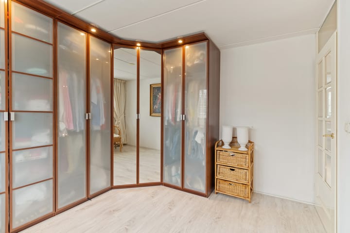 Foto 19 van Elsbes 30