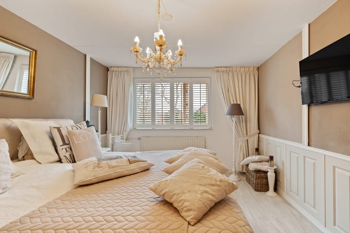 Foto 16 van Elsbes 30