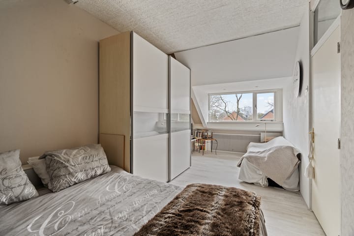 Foto 23 van Elsbes 30