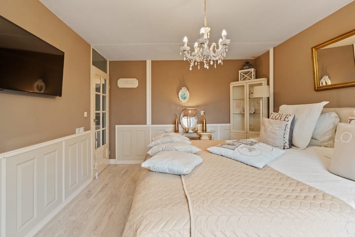 Foto 17 van Elsbes 30