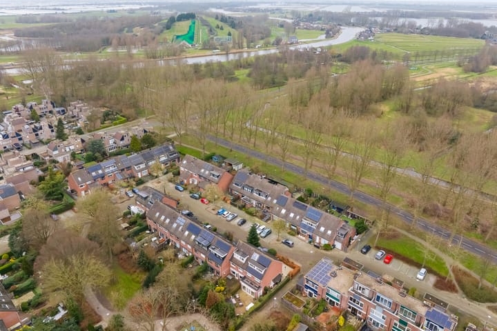 Foto 33 van Elsbes 30