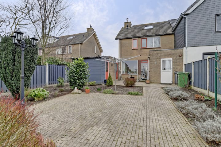 Foto 28 van Anjerstraat 24