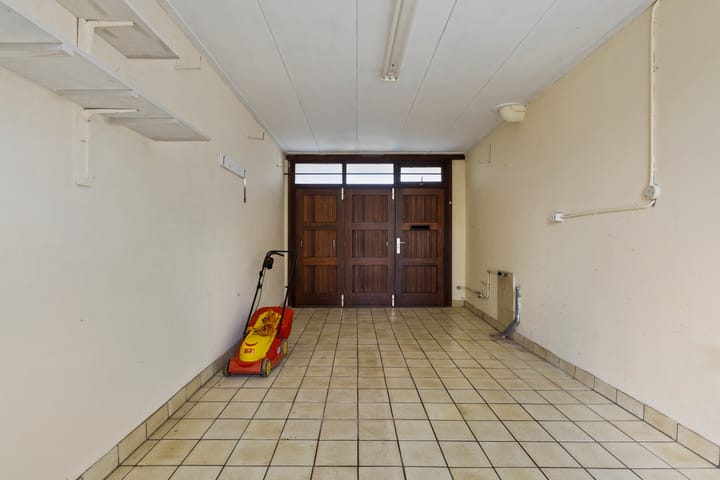 Foto 34 van De Snoostraat 2